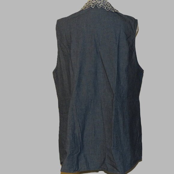 Pendleton Women's Sleeveless Jean Top with Embroidery Flower Size XL (C348) - Picture 5 of 6